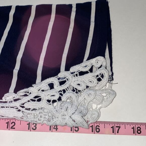 Stem & Vine Striped Tunic with Bell Sleeves M - Picture 10 of 10